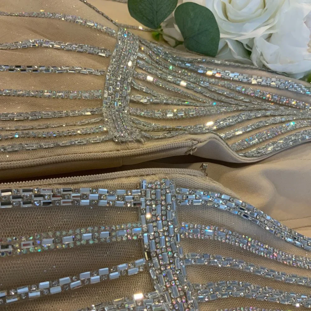 GODDESS - Picture 11 of 16